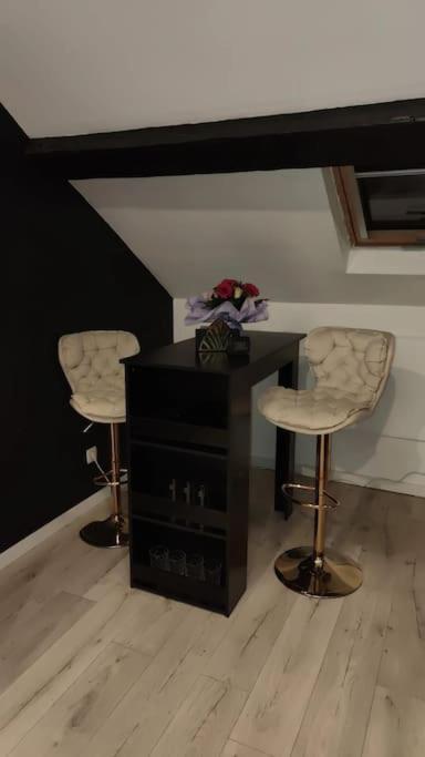 Logement Romantique Et Cosy شارلروا المظهر الخارجي الصورة