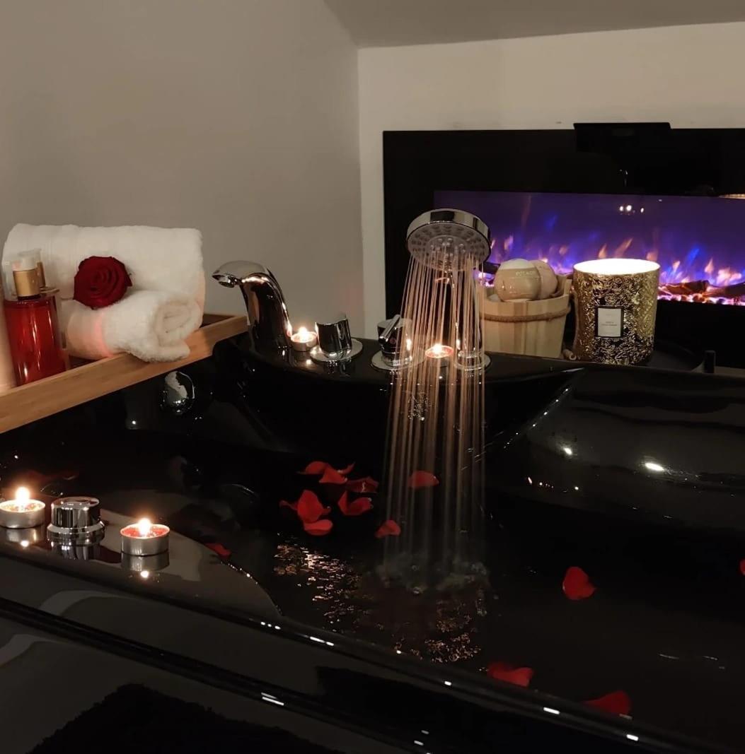 Logement Romantique Et Cosy شارلروا المظهر الخارجي الصورة